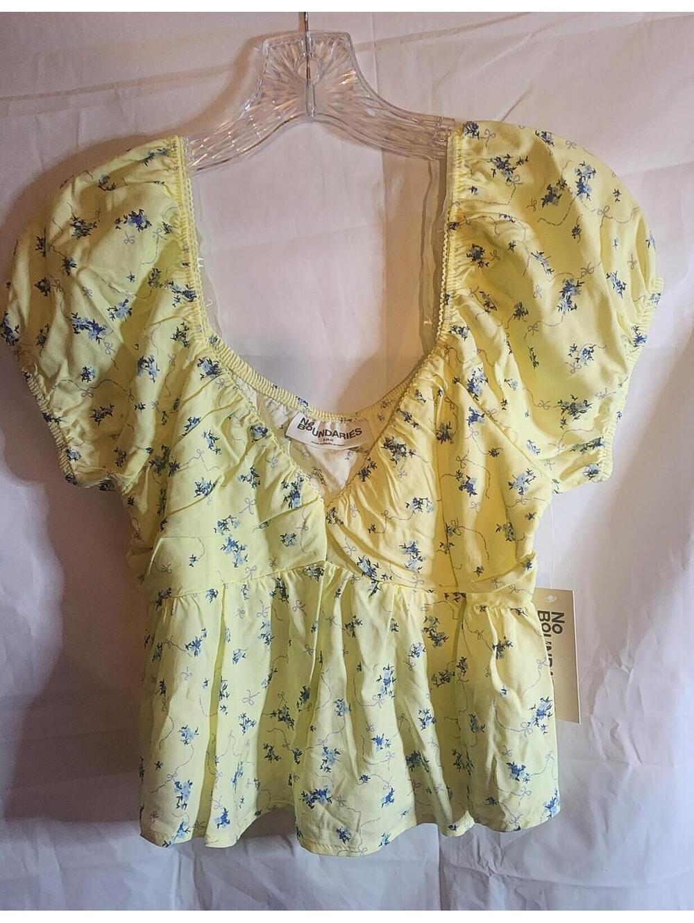 No Boundaries Yellow Floral Puff Sleeve Blouse Size S (4-6)